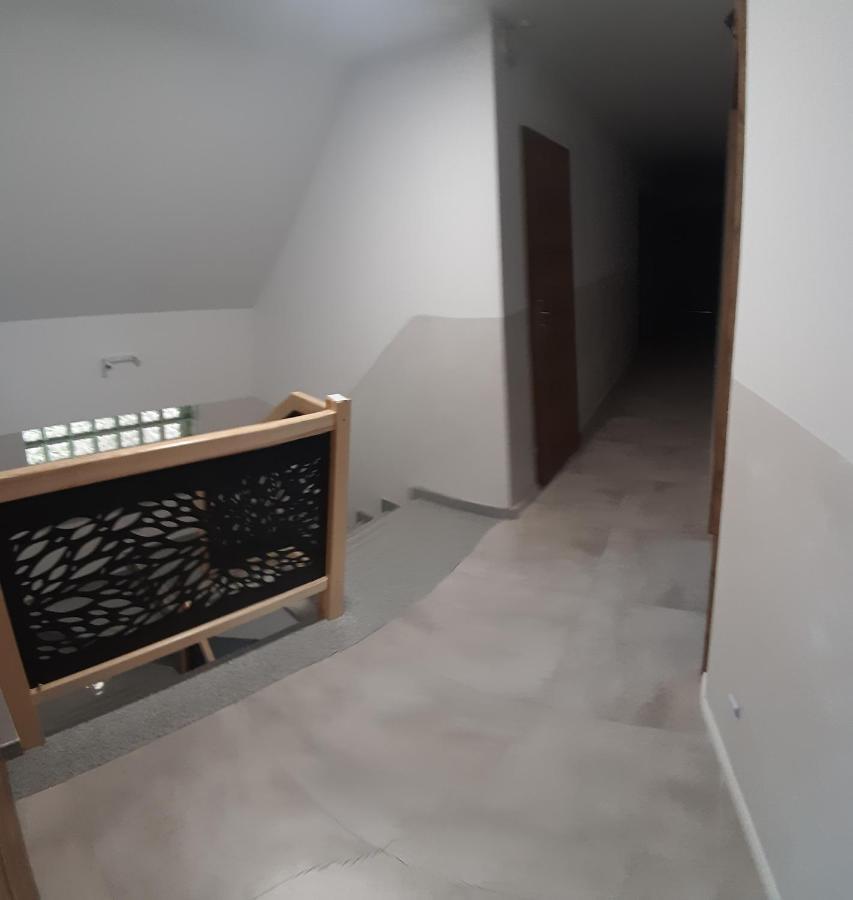 Sosnowy Dworek Sabat Imielno  المظهر الخارجي الصورة